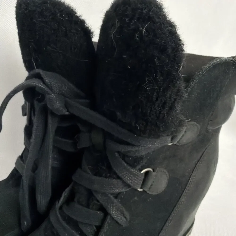 UGG Valory Black Suede & Leather Waterproof Wedge Lace up Ankle Booties Size 10